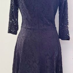 Line Lace Women Dress Midi for Any Celebration. Sz Medium, Black