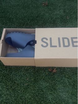Yeezy Slides