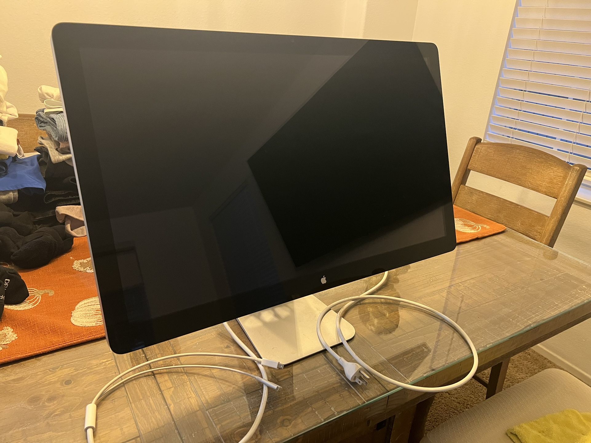 27” Apple Monitor