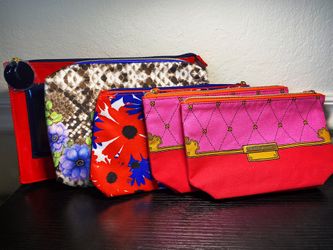 Brand new Estée Lauder makeup bags