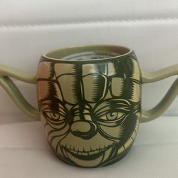 Disney Store Star Wars 3D Ceramic Sculpted Yoda  Double Handle Ears 20 Oz Bp01