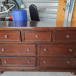 Porter Mirrored 7 Drawer Dresser 