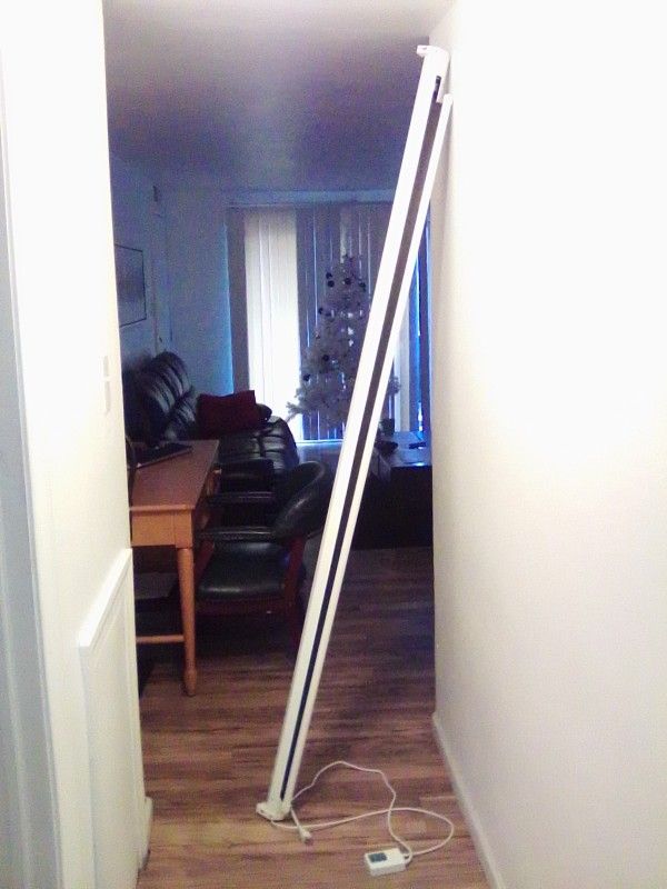 Motorized Screen Projector