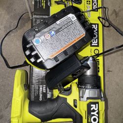 RYOBI ONE+ HP 18V Brushless Cordless Compact Drill/Driver Kit with 18V 2.0 Ah HIGH PERFORMANCE Battery and Charger