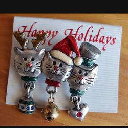 Cat Xmas Brooch