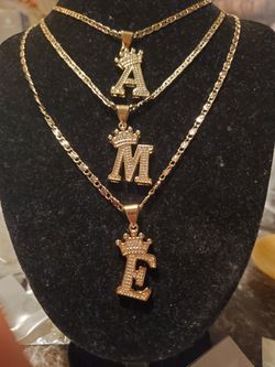 Cadena De Mujer  . Chapa 14k 