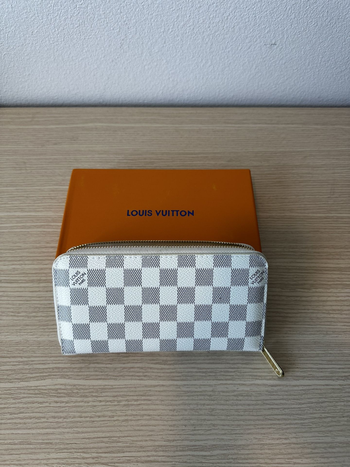 White Zippy Wallet