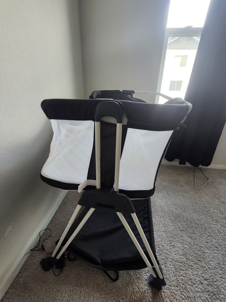 Free Baby Basinet