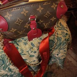 Louie Vuitton Official Bag