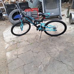 Huffy Bike 26 Trail Runner