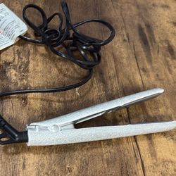 Mini Glitter Hair Straightener 