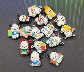15 pcs Crocs Charms Sanrio Friends Pochacco T77