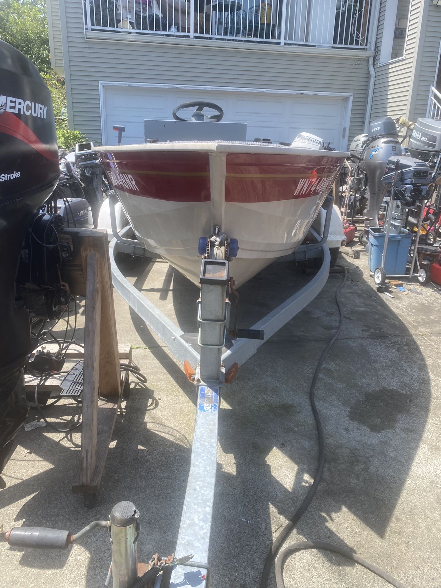 14 Feet And 6” Crestliner 6 Feet Wide