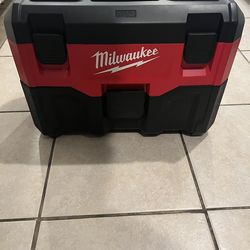 Milwaukee Vaccum