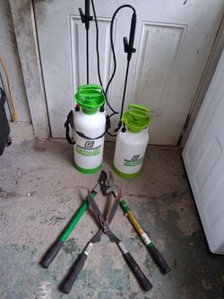 Garden Sprayers+Garden Tools "Package Deal Only" It's Available