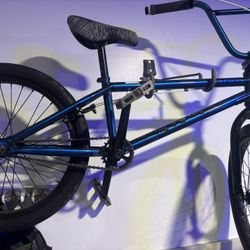 GT BMX BIKE 