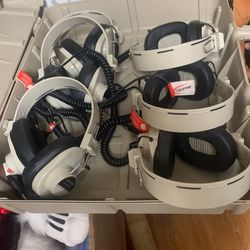 Headphones 