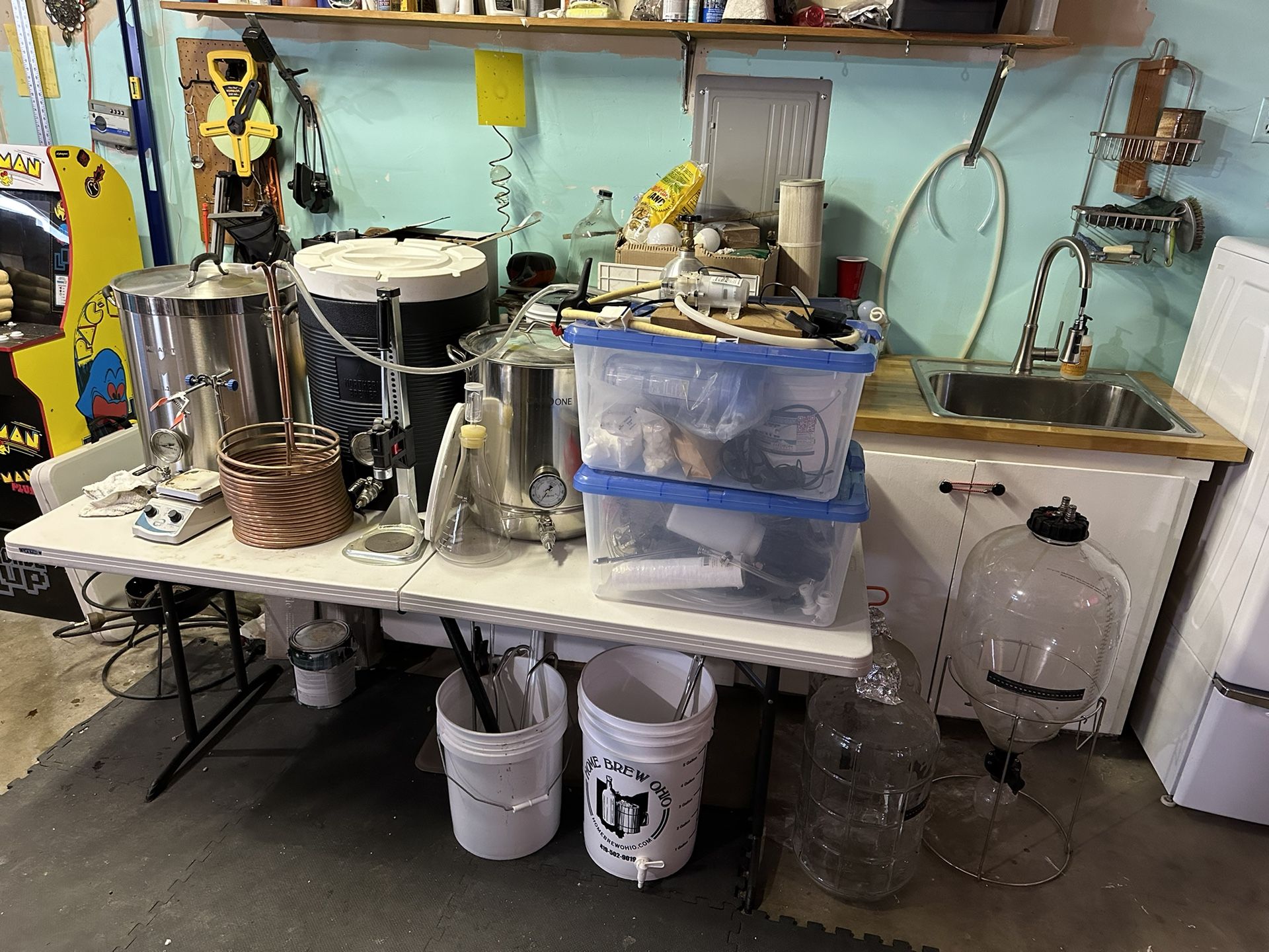 All-grain home brewing equipment for sale with kegerator great for 5-10 gallon batches