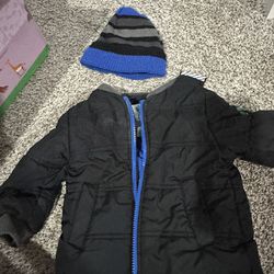 Buckle Me Reversible Car seat Jacket And Hat 6/9m for Sale in Omaha, NE -  OfferUp
