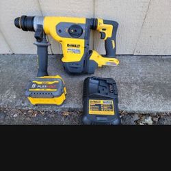 DEWALT DCH416 60V MAX* 1-1/4" Brushless SDS PLUS Rotary Hammer with 60v 6ah battery and charger perfect condition