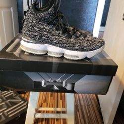 Lebron 15 Ashes Good Cond Sz 9.5  $130 