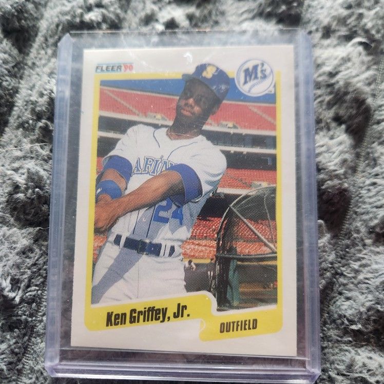 Mint Condition 1990 Baseball Cards