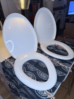 Kohler Toilet Lid  2 Available 