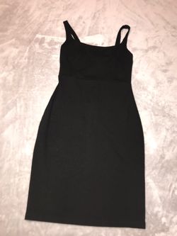 Black women’s dress size M/L