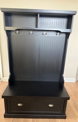 Free Entryway Hall Tree
