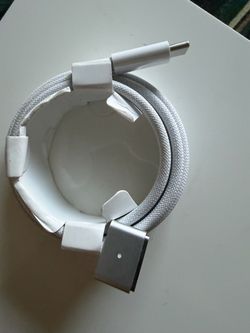 Apple USB-C Braided Charging Cable