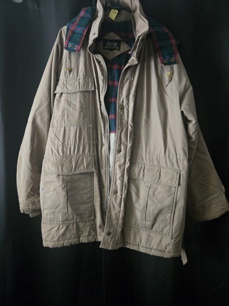 Aberdeen Coat With Plaid Flannel Size, XL