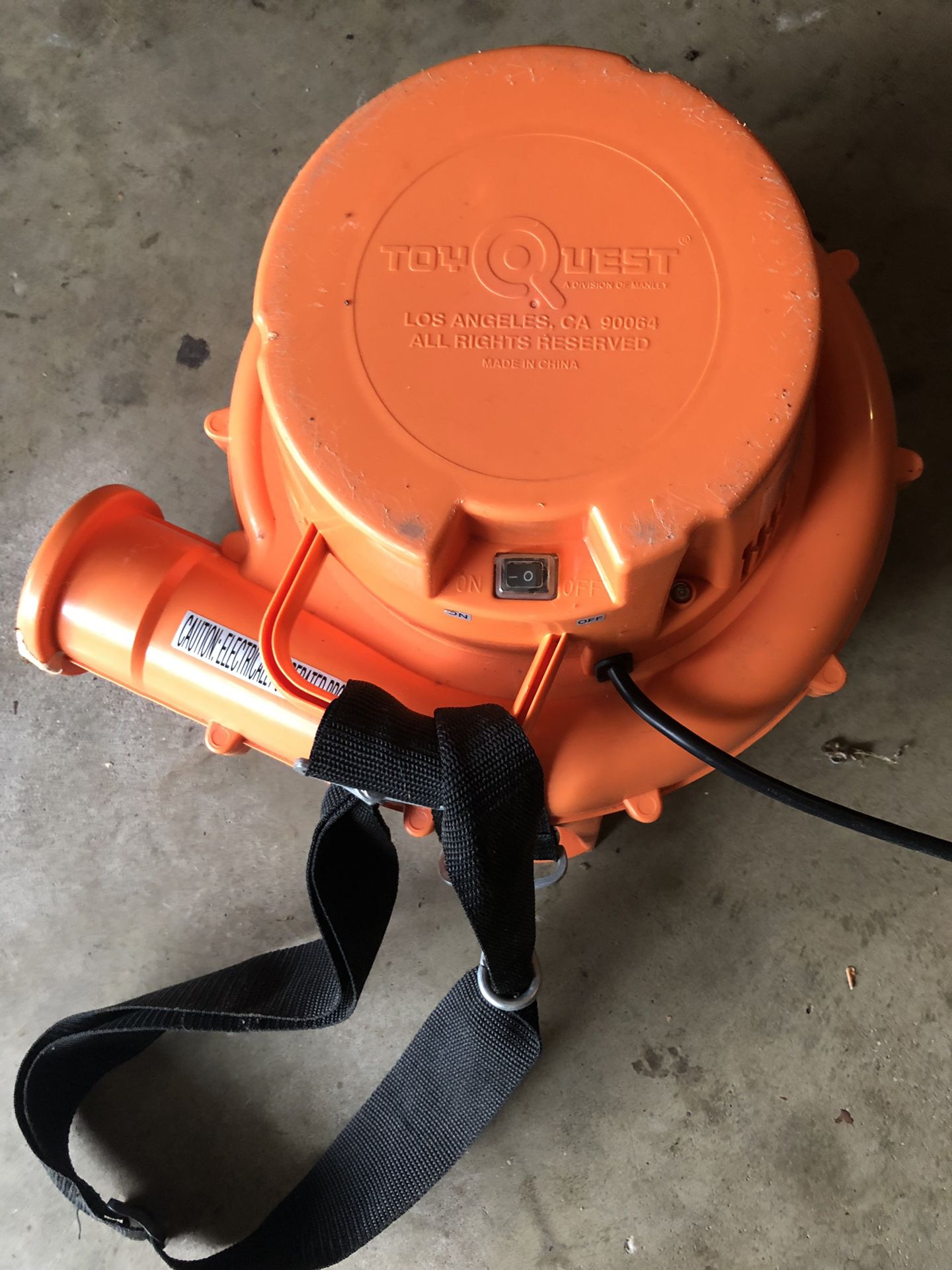 Toy Quest blower for bounce house or water slide