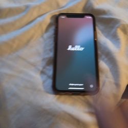 11 Pro 256 Gig Unlocked With Wireless Case Magnet  Pristine Condition 