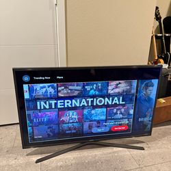 42” Samsung UHD tv