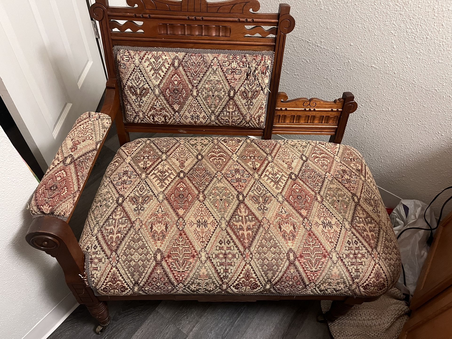 Antique Victorian Settee
