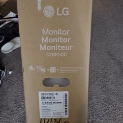 32 Inch LG curve Monitor .Never Touched Or Opened