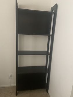 Librero semi nueva