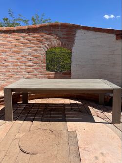 Restoration Hardware Outdoor Table & Chairs