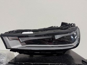 BMW IX LEFT HEADLIGHT 2023