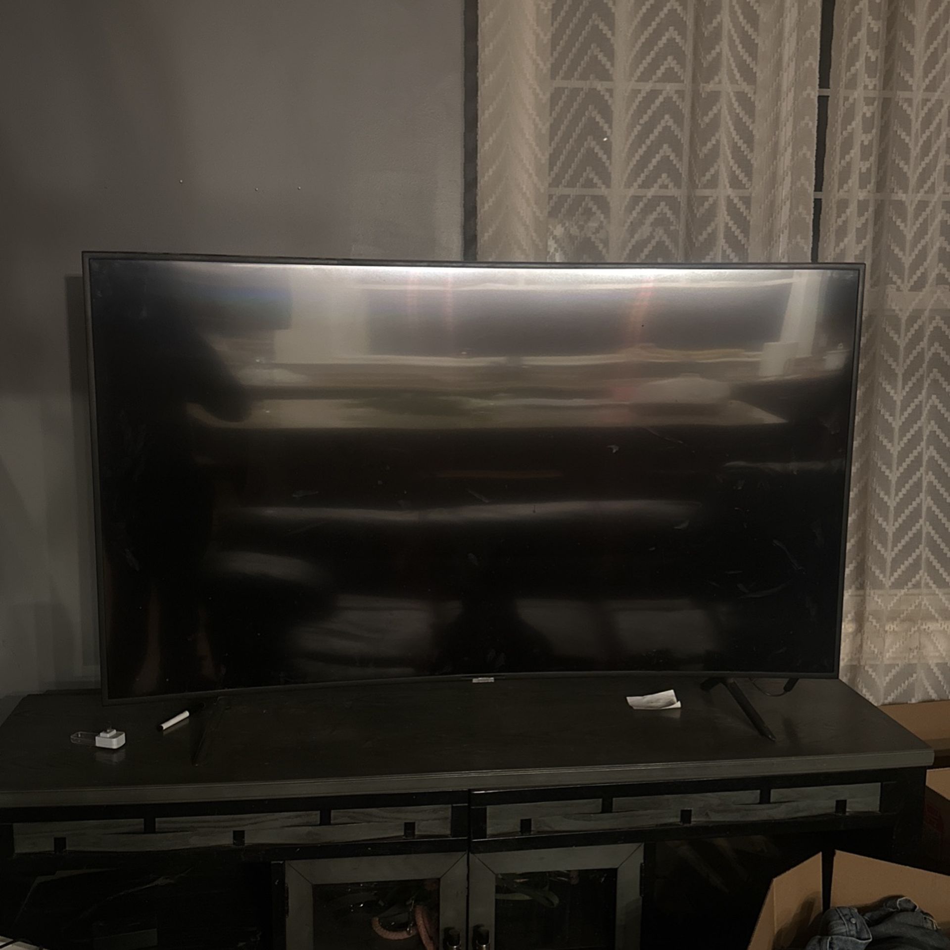 65” Curved Samsung Tv