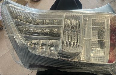 passenger side tail light assembly for a 2010-2015 Toyota Prius