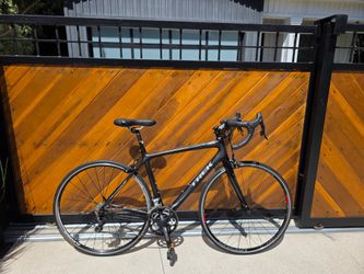 All-Carbon Trek FX Road Bike