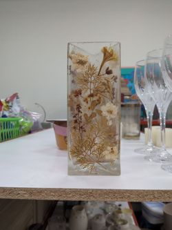 Vintage boho style mid-century modern pressed flower triangular glass vase.
