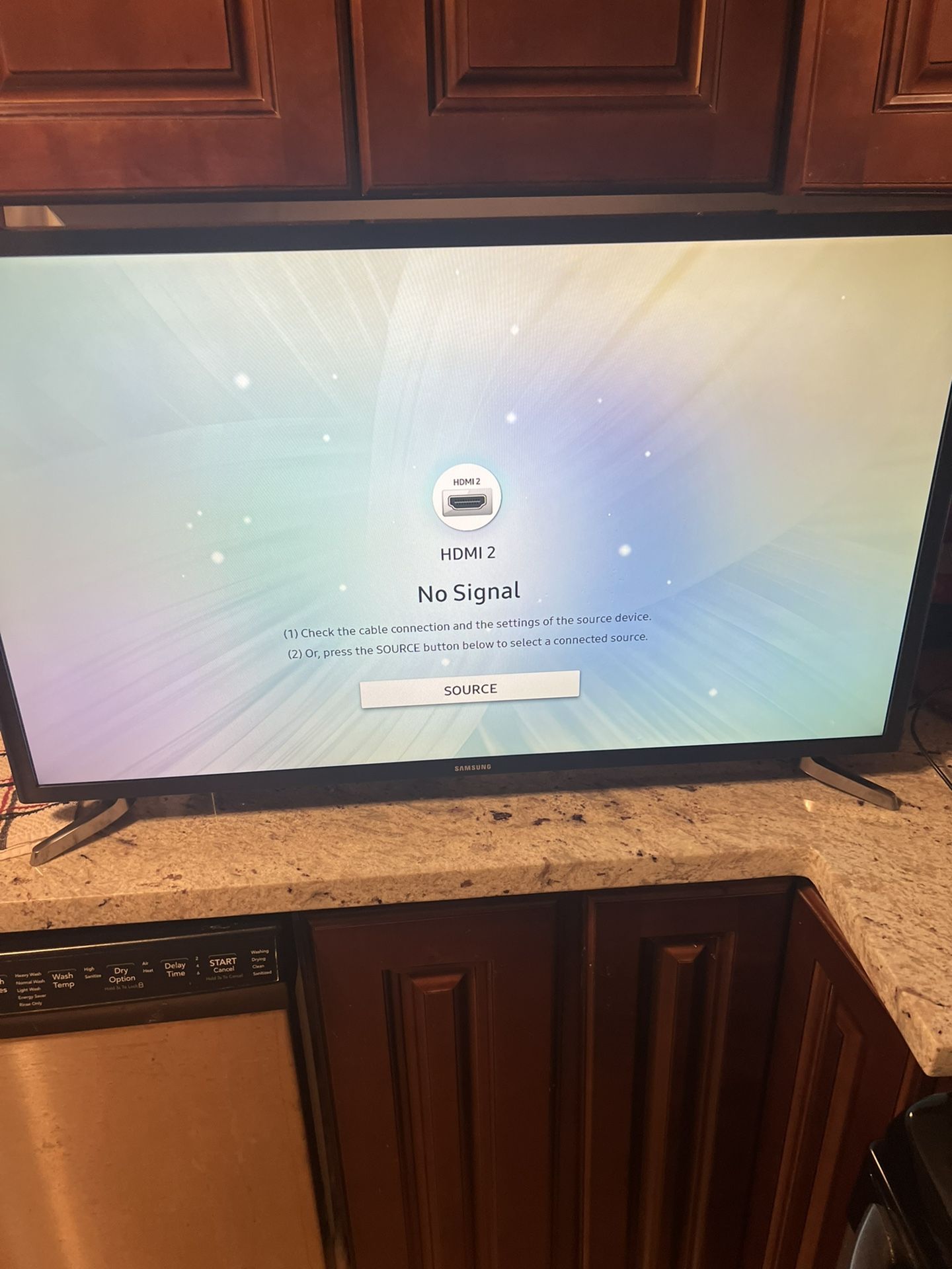 SAMSUNG UN32 M5300 AF SMART HDTV WITH BUILT IN WI-FI