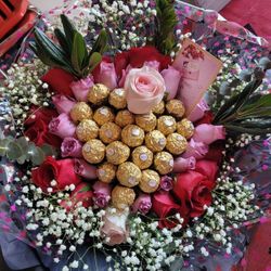 San Valentin 5O(contact info removed)8 