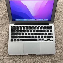 Apple MacBook Air A1465,i5-5250U 1.6GHz, 4GB RAM 128GB SSD macOS Monterey #0032