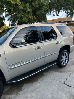 Cadillac Escalade 07
