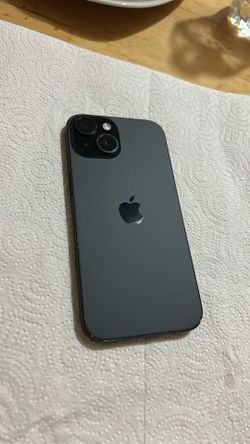 iPhone 15: 128GB +Case: unlocked Excellent condition