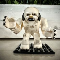 Lego Custom Star Wars Wampa Minifigure