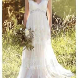 Brand New Wedding Dress (sz 12)